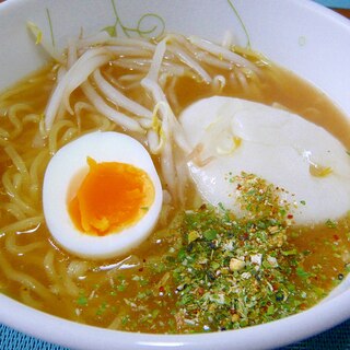 ♥　半熟卵入り力ラーメン　♥